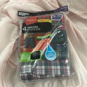Hanes 4 tagless boxers